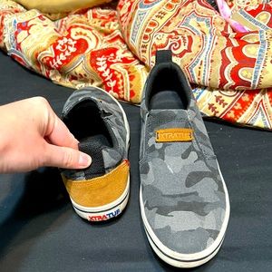 Xtra-Tuff Womens Slip Ons